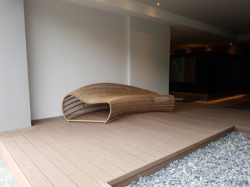 the reach condominium 8