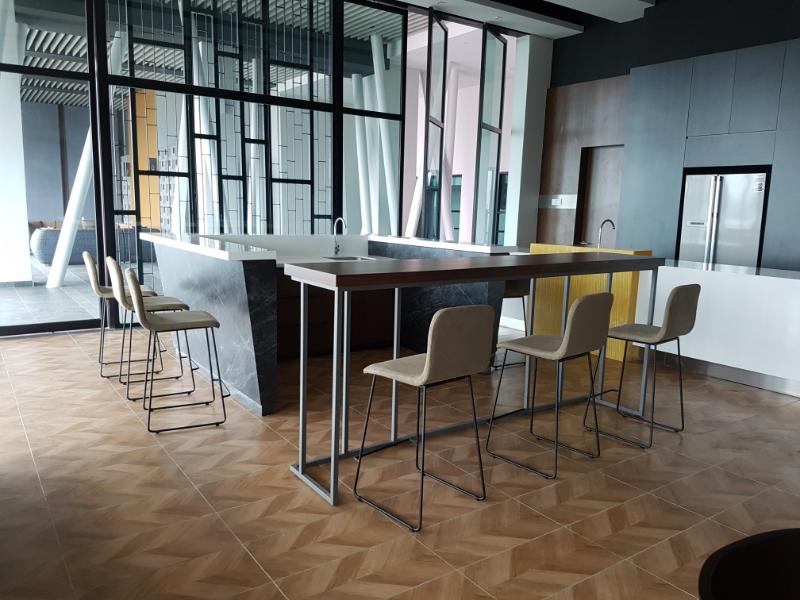 the reach condominium 13